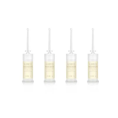 To take care of your skin between treatments, we developed our range of serums for a long-lasting effect at home.